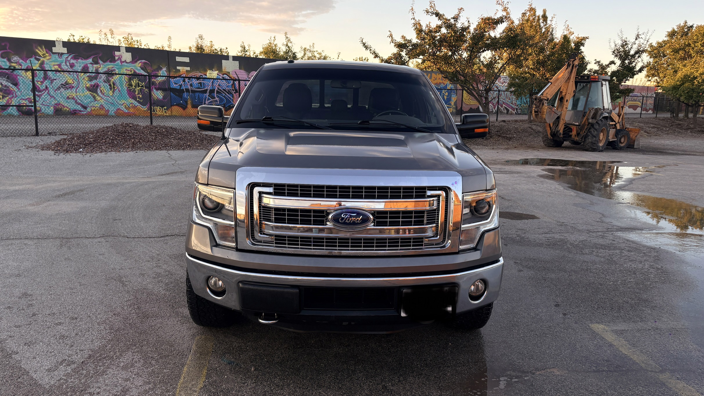 Used 2014 Ford F150 XLT w/ Equipment Group 302A Luxury AWD/4WD image 5