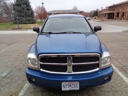 Used 2005 Dodge Durango SLT w/ Interior Convenience Group image 1