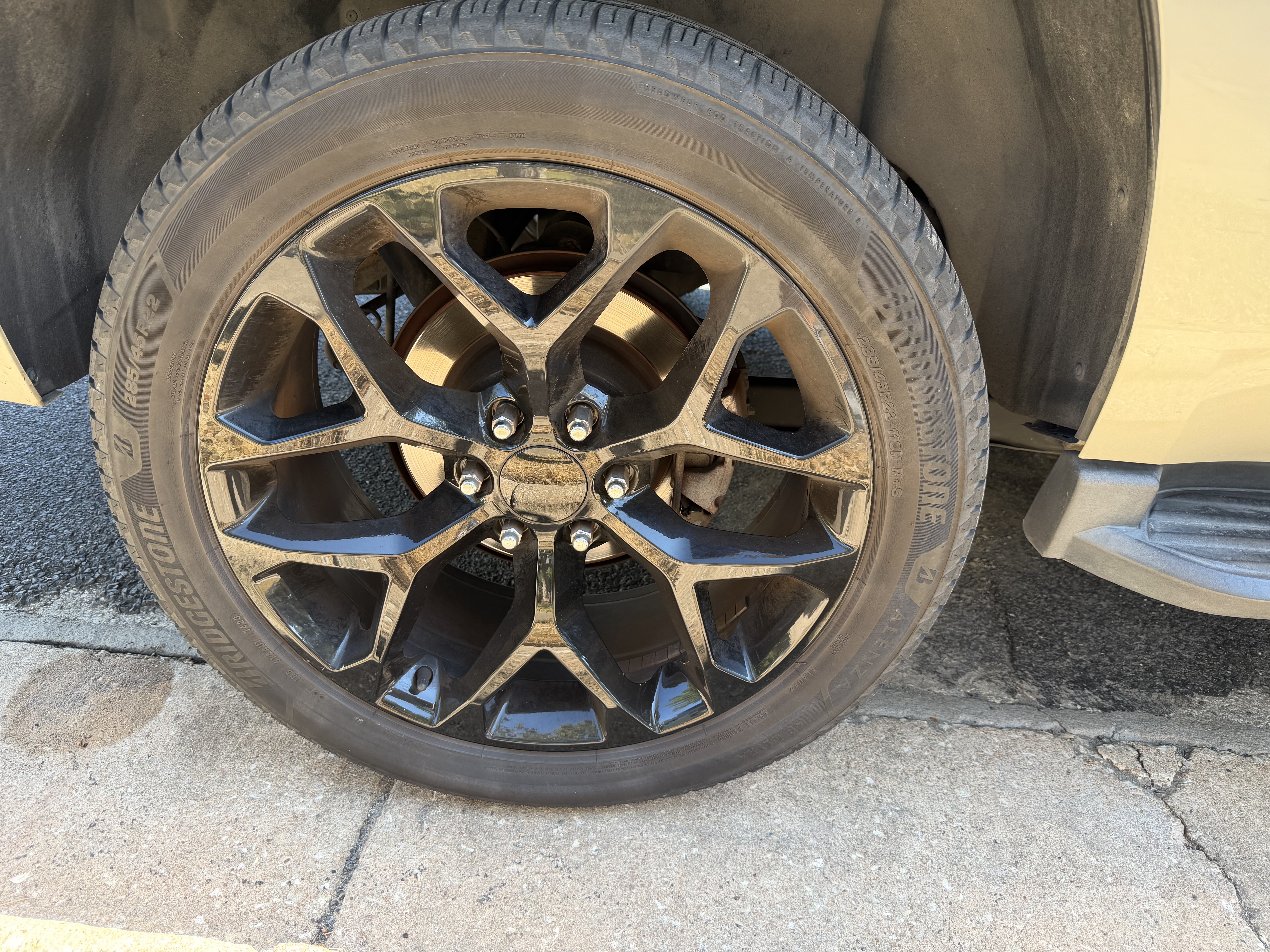 Used 2016 Chevrolet Tahoe LT AWD/4WD image 10