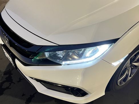 Used 2020 Honda Civic LX image 5