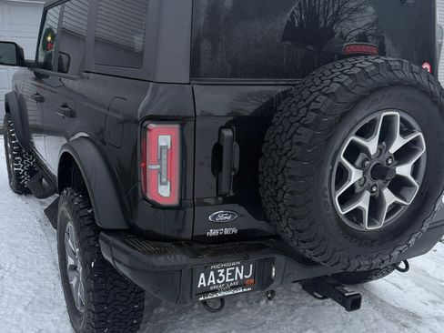 Used 2024 Ford Bronco Badlands image 10