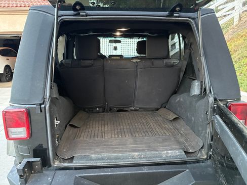 Used 2007 Jeep Wrangler Unlimited X RWD image 9