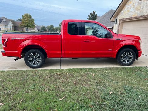 Used 2016 Ford F150 XLT w/ Equipment Group 301A Mid image 4