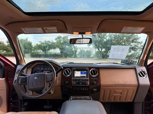 Used 2012 Ford F250 Lariat w/ Lariat Ultimate Pkg AWD/4WD image 11