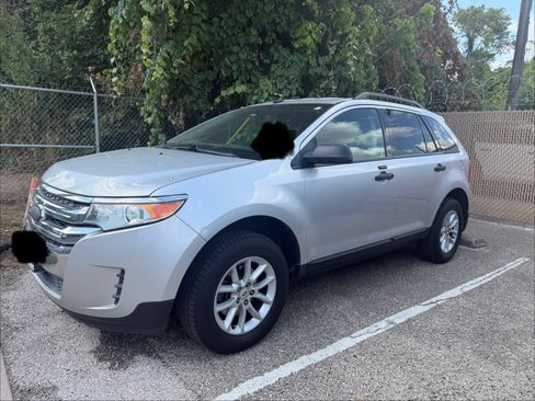 Used 2013 Ford Edge SE FWD image 1