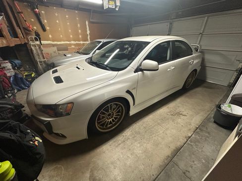 Used 2014 Mitsubishi Lancer Evolution GSR image 8