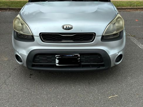 Used 2013 Kia Soul FWD image 5