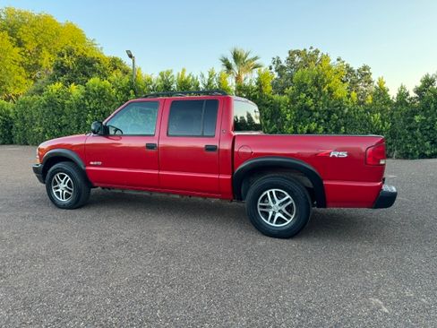 Used 2004 Chevrolet S10 Pickup LS w/ Appearance Package AWD/4WD image 21