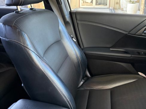 Used 2016 Honda Accord Sport image 25