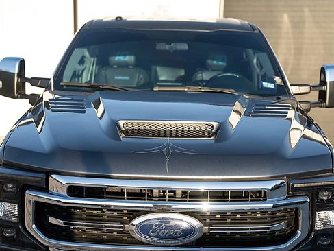 Used 2019 Ford F250 XLT w/ XLT Premium Package image 29