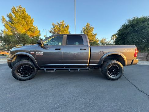 Used 2018 RAM 2500 Laramie w/ Sport Appearance Group AWD/4WD image 2