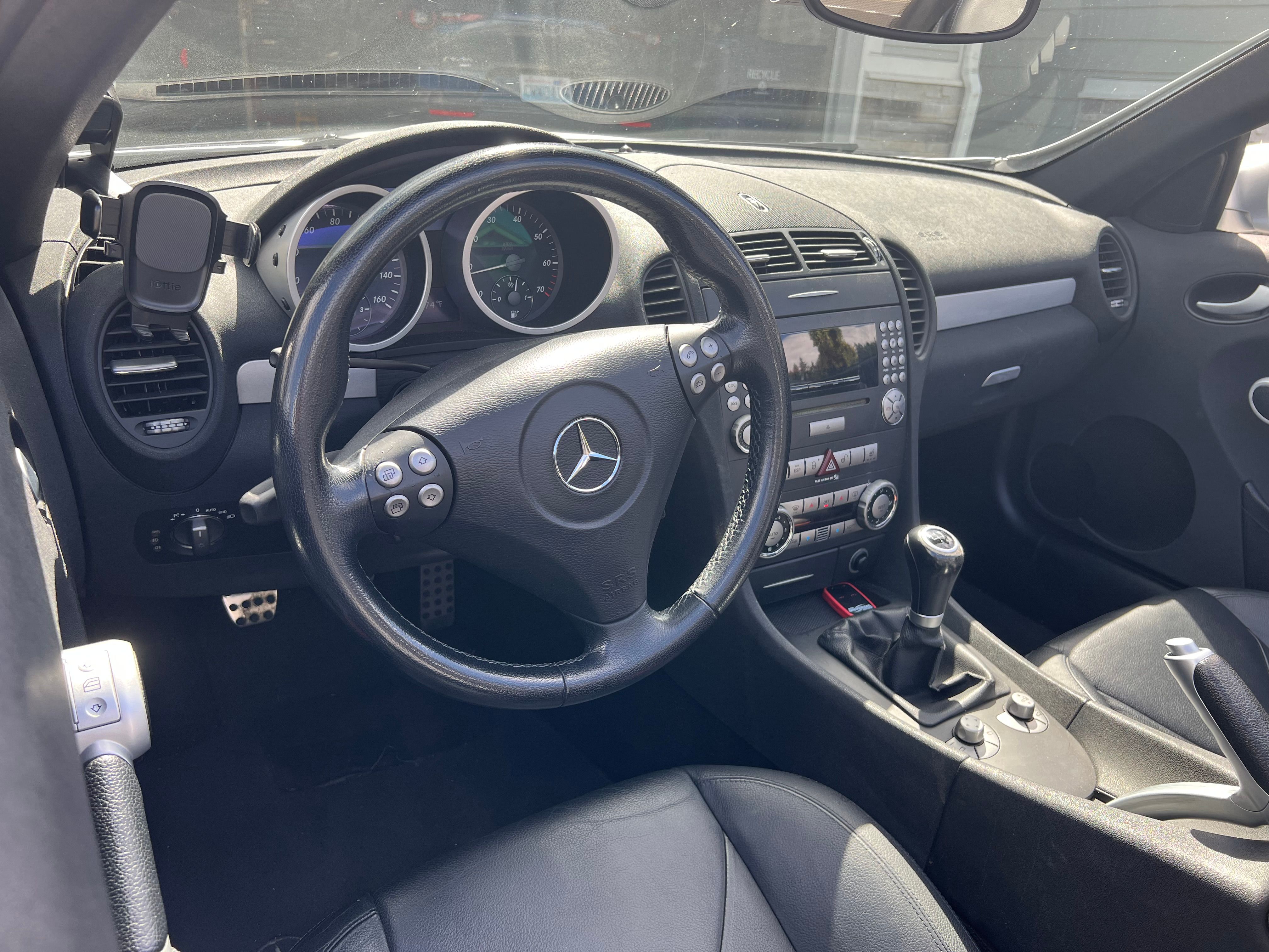 Used 2005 Mercedes-Benz SLK 350 image 10