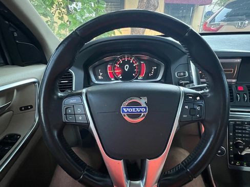 Used 2015 Volvo XC60 T5 Premier Plus image 15