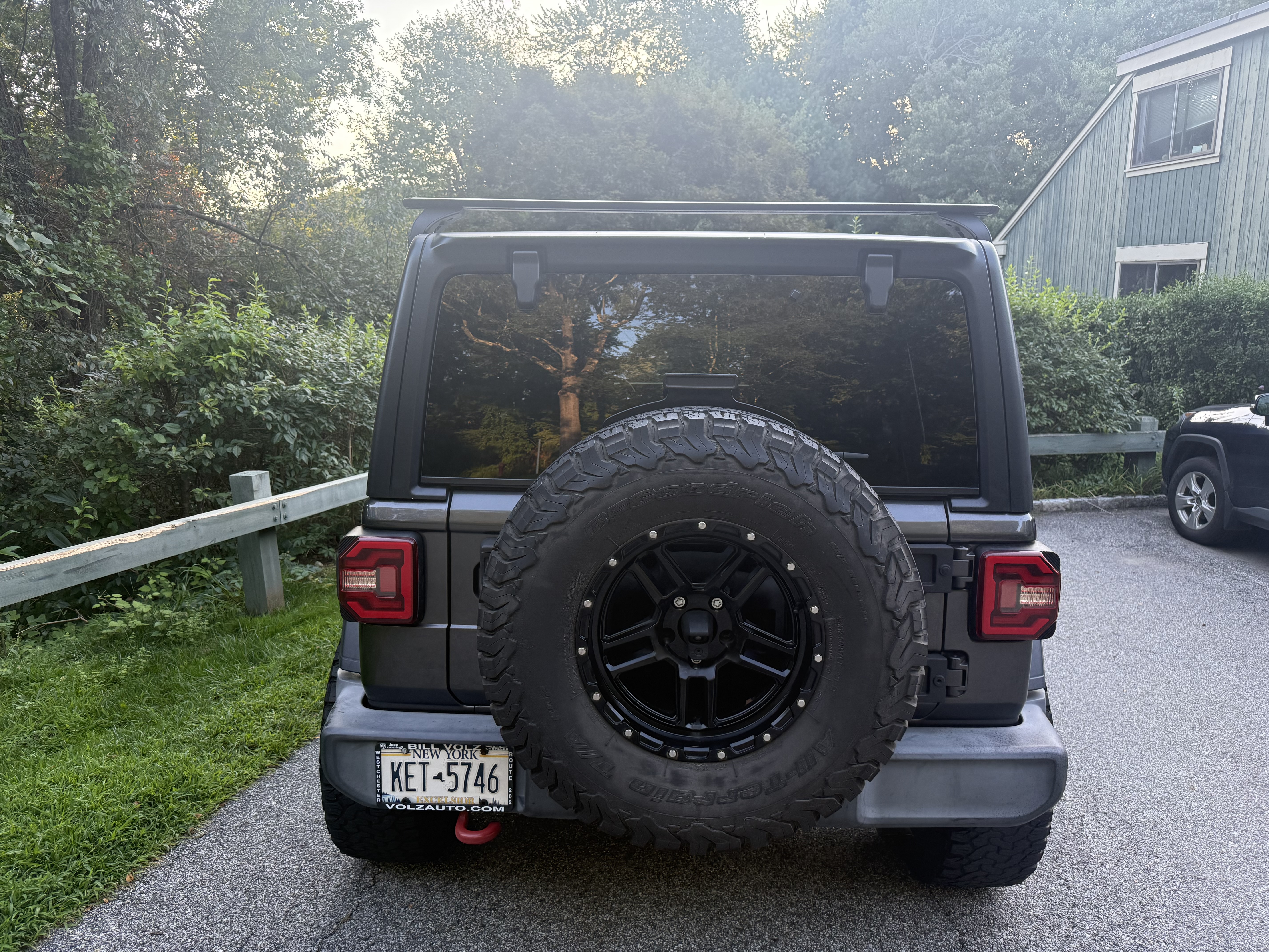 Used 2018 Jeep Wrangler Unlimited Sport AWD/4WD image 6