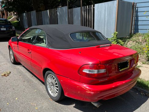 Used 2004 Volvo C70 HT FWD image 5