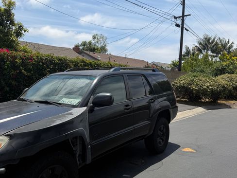 Used 2005 Toyota 4Runner Sport RWD image 2