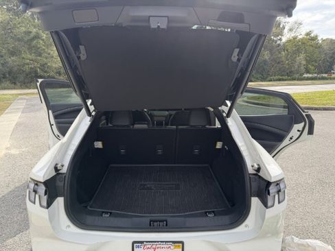 Used 2023 Ford Mustang Mach-E Premium image 17