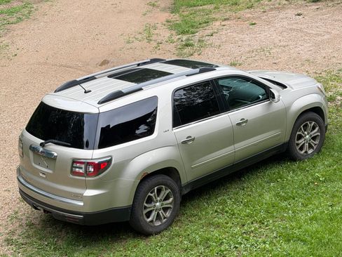 Used 2014 GMC Acadia SLT AWD/4WD image 2