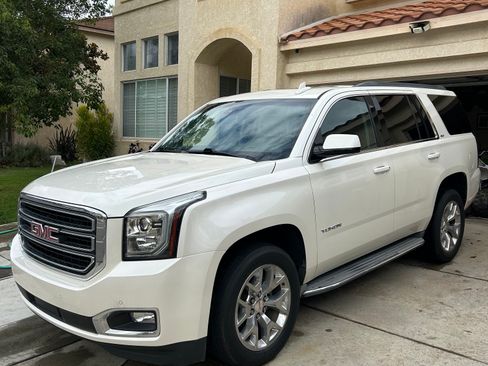 Used 2015 GMC Yukon SLT w/ Open Road Package image 1