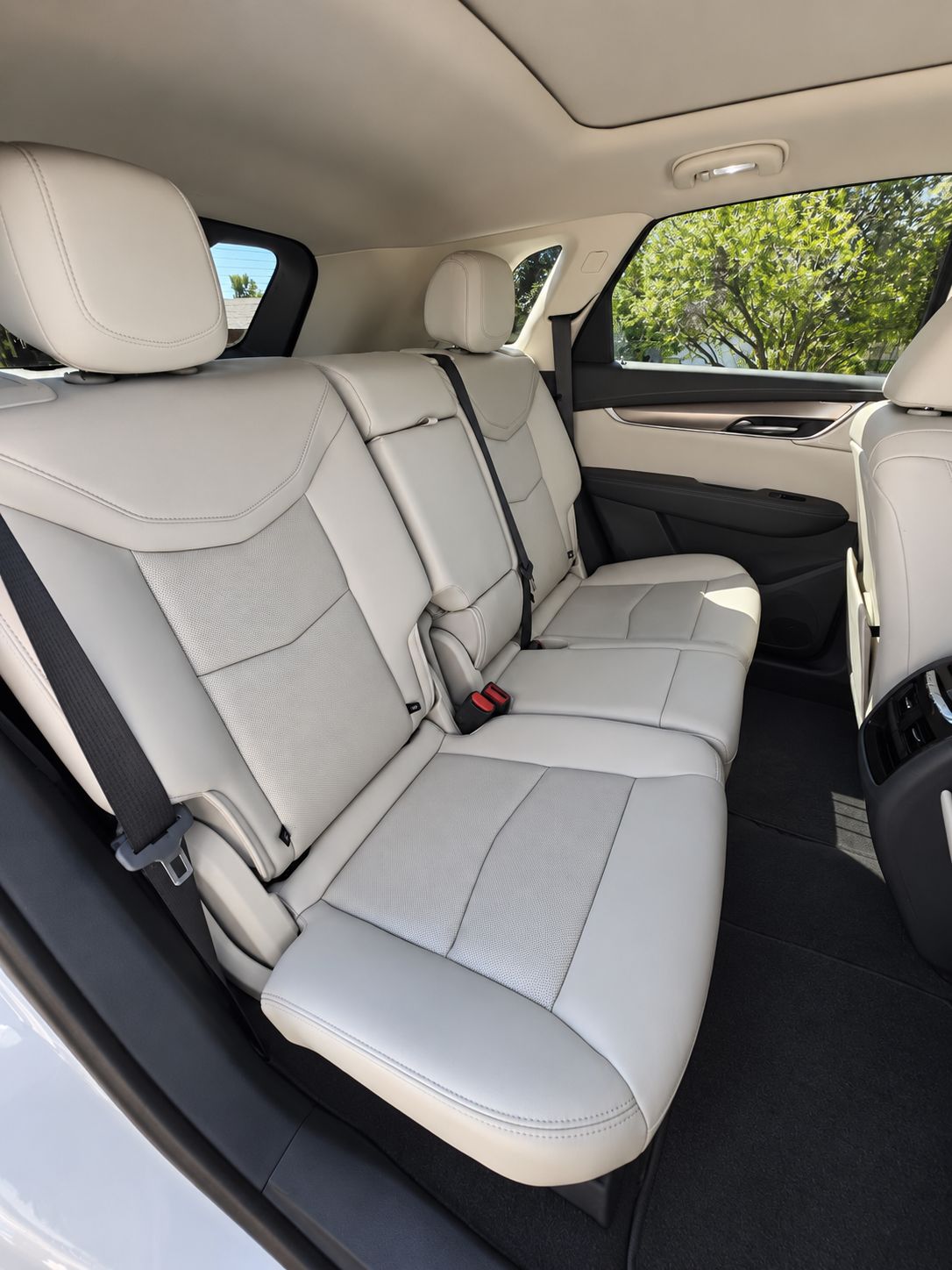 Used 2023 Cadillac XT5 Premium Luxury w/ Technology Package FWD image 10