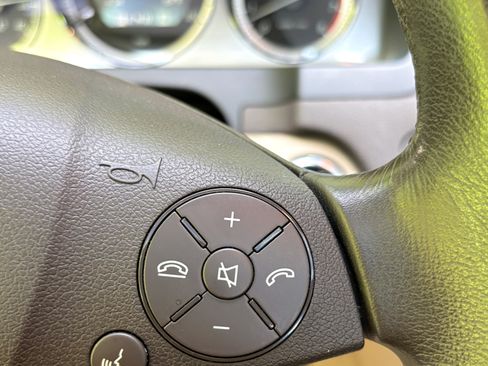 Used 2009 Mercedes-Benz C 300 4MATIC Sedan image 30