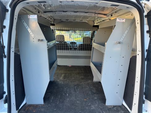 Used 2015 Ford Transit Connect XLT FWD image 5