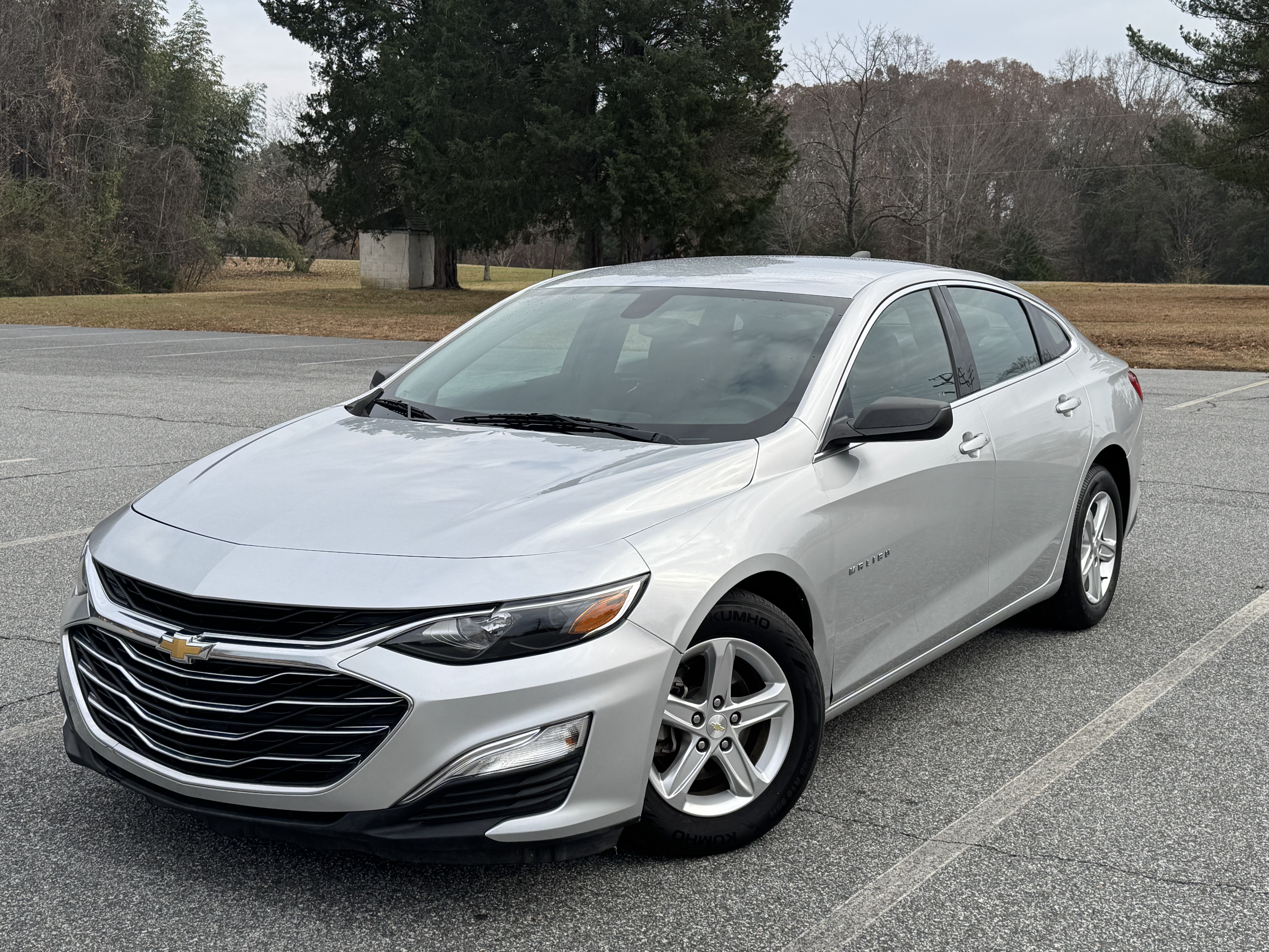Used 2020 Chevrolet Malibu LS FWD image 1