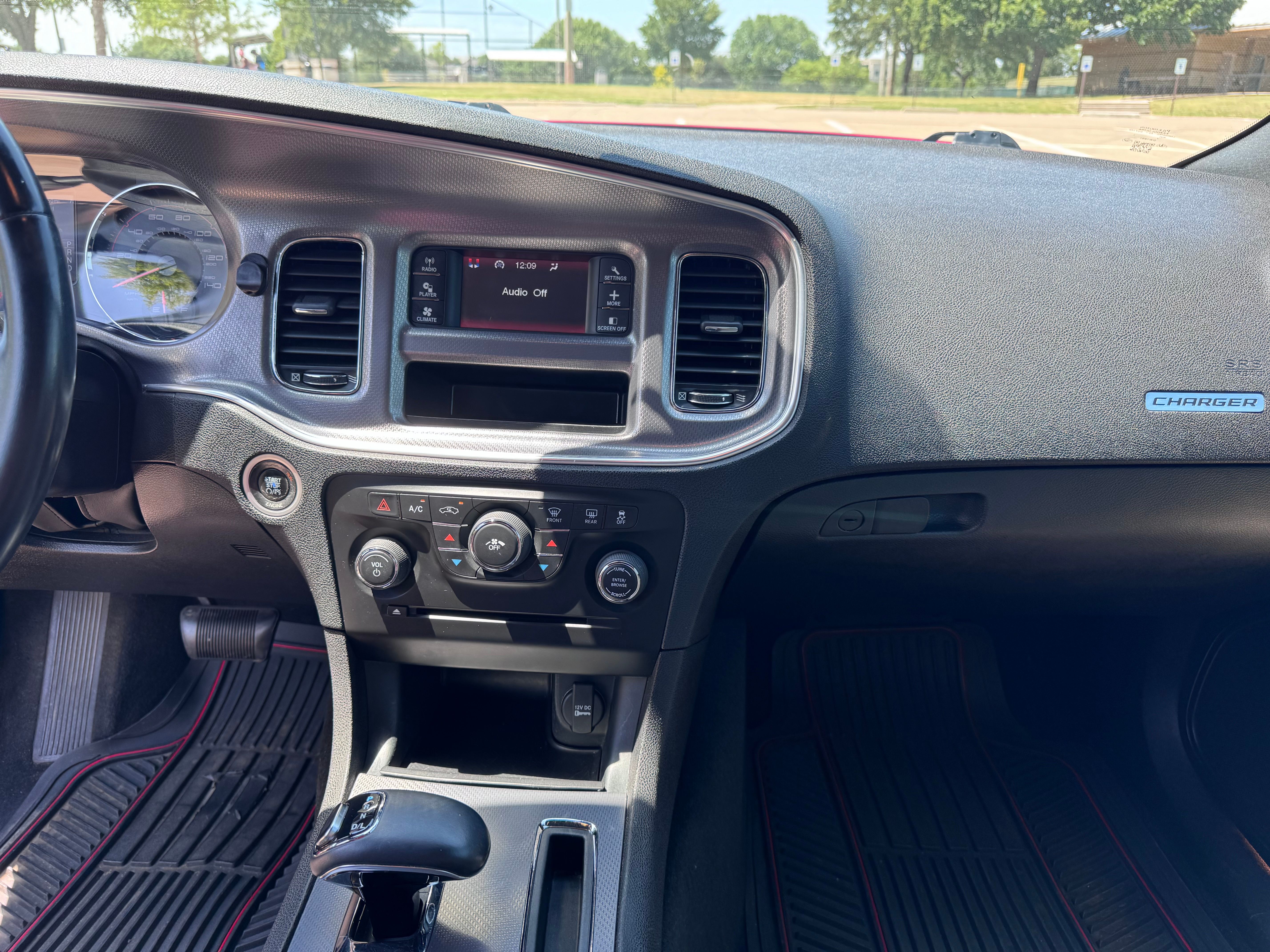 Used 2012 Dodge Charger SE w/ Connectivity Group RWD image 12