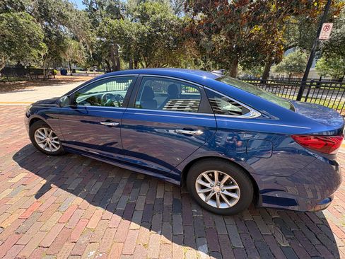 Used 2018 Hyundai Sonata ECO FWD image 2