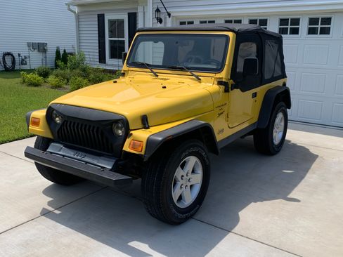 Used 2001 Jeep Wrangler Sport image 1