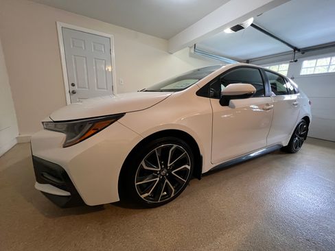 Used 2020 Toyota Corolla SE FWD image 14