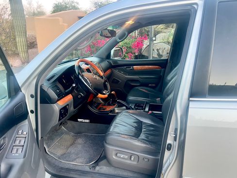Used 2004 Lexus GX 470 AWD/4WD image 10