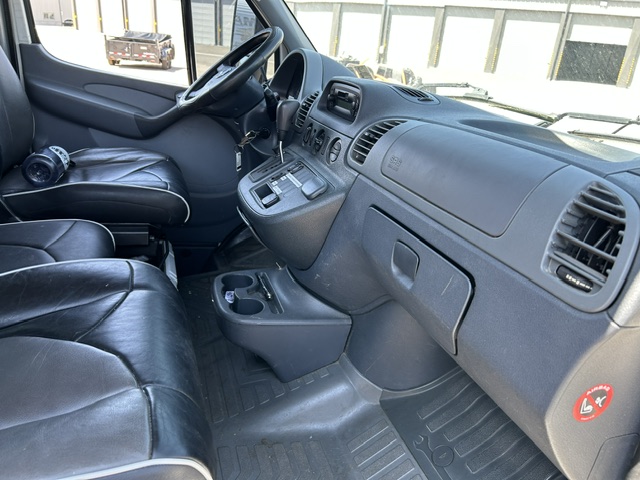 Used 2006 Dodge Sprinter 2500 w/ PWR Convenience Group RWD image 15