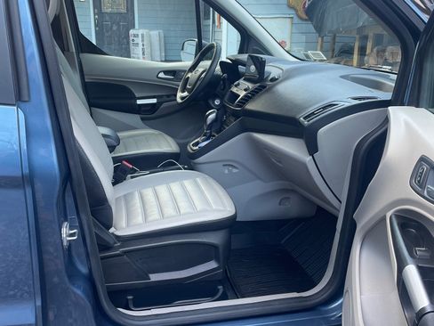 Used 2020 Ford Transit Connect XLT w/ Trailer Tow Package image 6