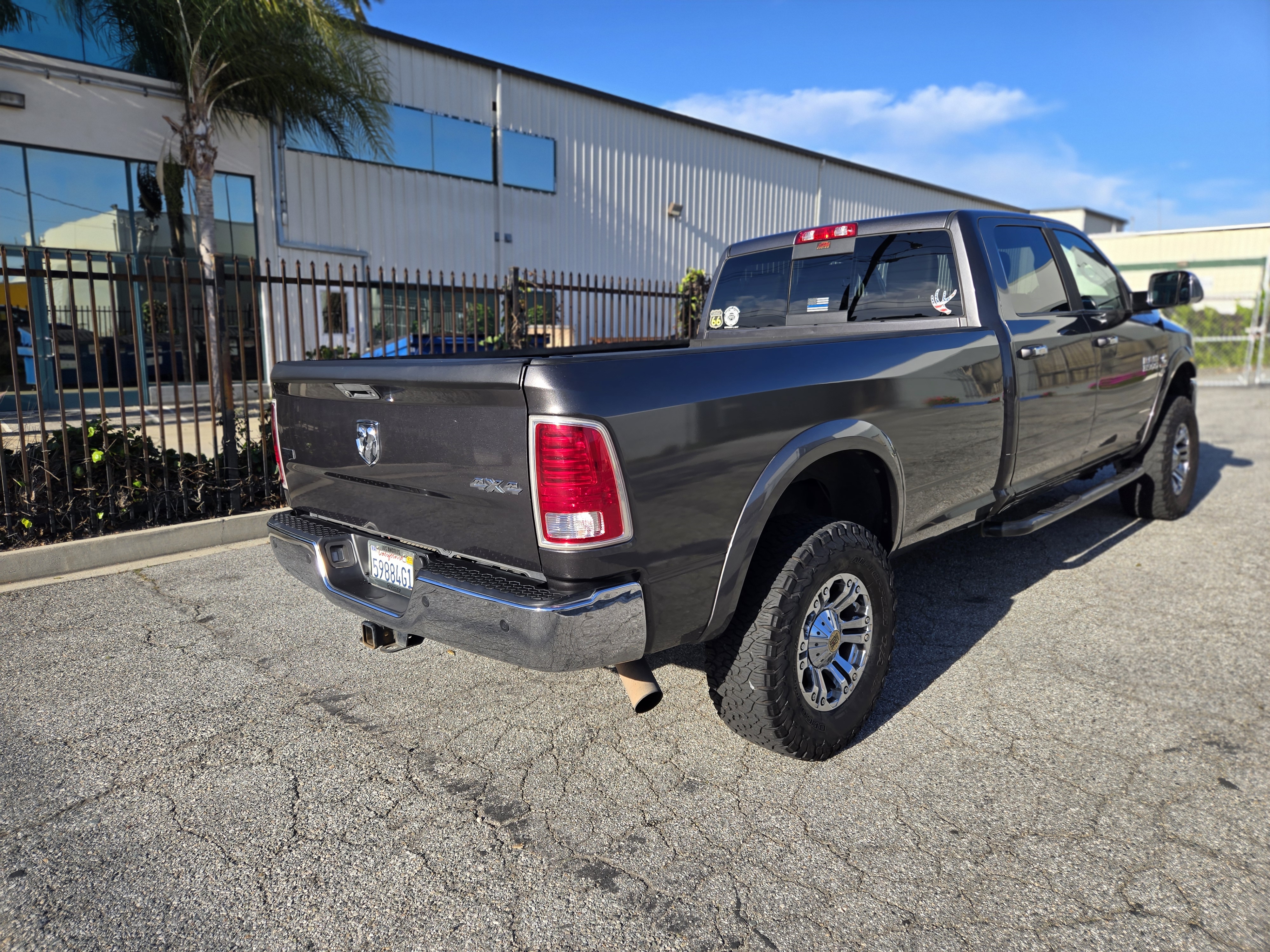 Used 2014 RAM 3500 Laramie AWD/4WD image 10