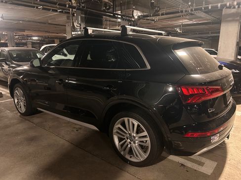Used 2019 Audi Q5 2.0T Premium Plus w/ Premium Plus Package AWD/4WD image 12