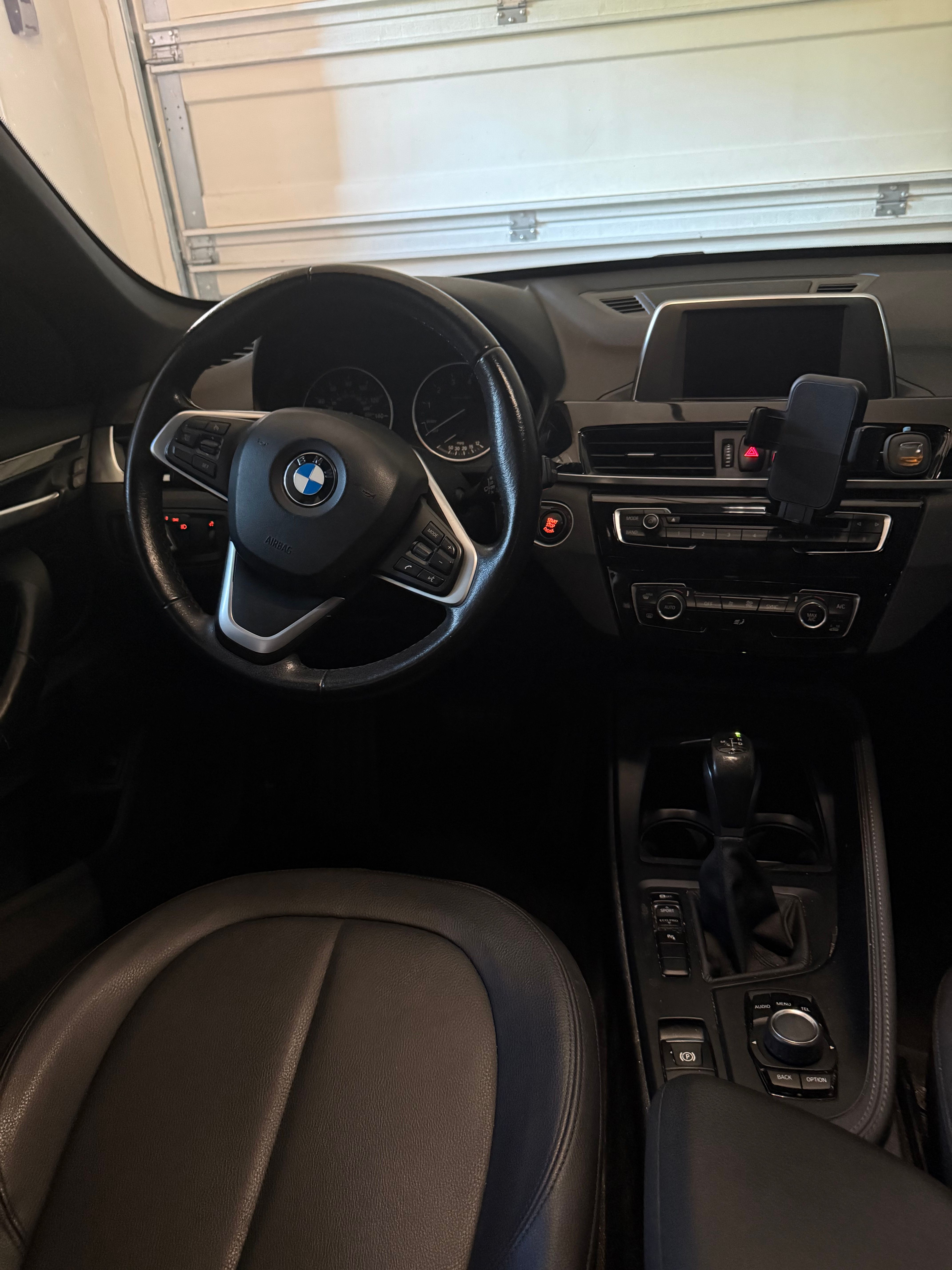 Used 2017 BMW X1 sDrive28i FWD image 11