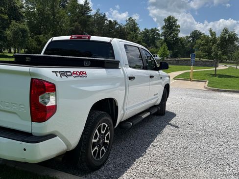 Used 2021 Toyota Tundra SR5 w/ TRD Off-Road Plus Package AWD/4WD image 8