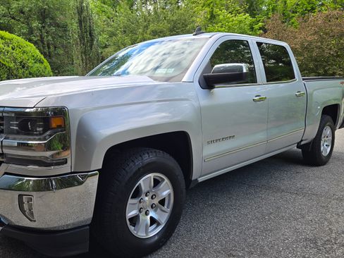 Used 2018 Chevrolet Silverado 1500 LTZ AWD/4WD image 1