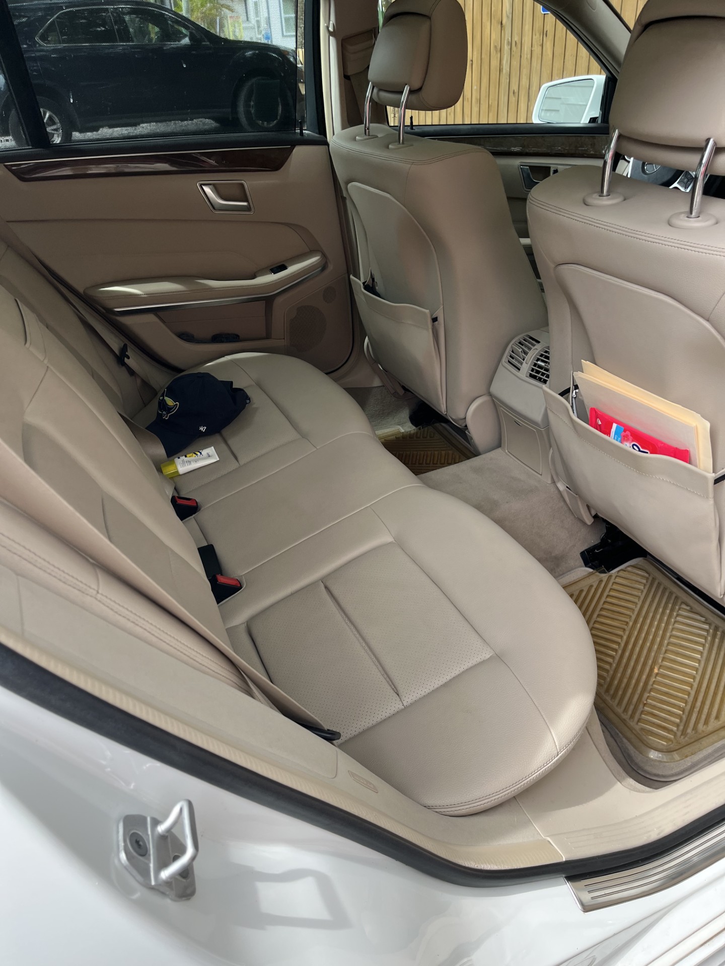 Used 2014 Mercedes-Benz E 350 4MATIC Wagon image 5