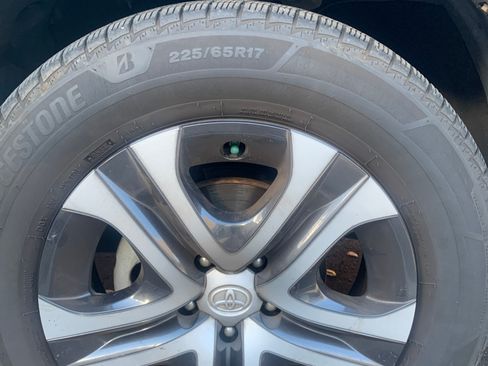 Used 2018 Toyota RAV4 LE w/ All Weather Liner Package image 8