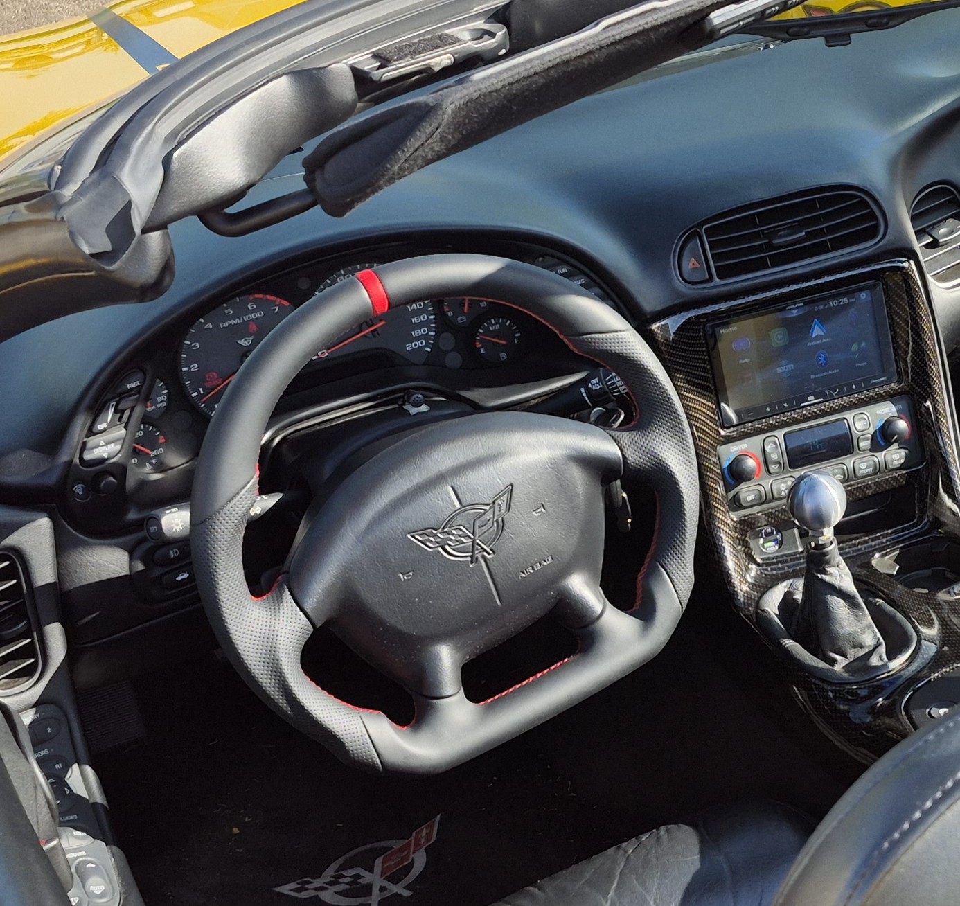 Used 2000 Chevrolet Corvette Convertible w/ Memory Pkg RWD image 14