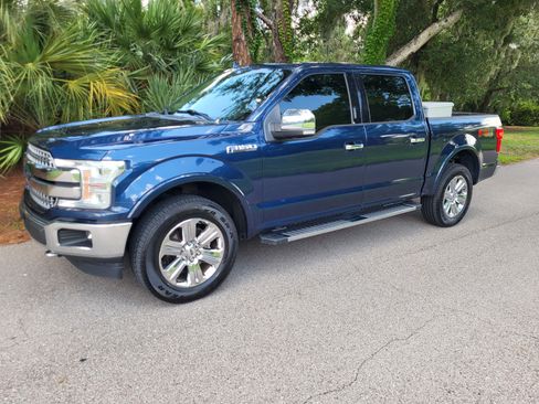 Used 2018 Ford F150 Lariat w/ Equipment Group 502A Luxury AWD/4WD image 5