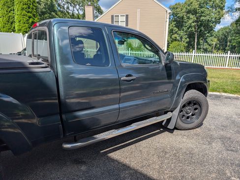 Used 2010 Toyota Tacoma 4x4 Access Cab V6 w/ SR5 Pkg #2 image 4