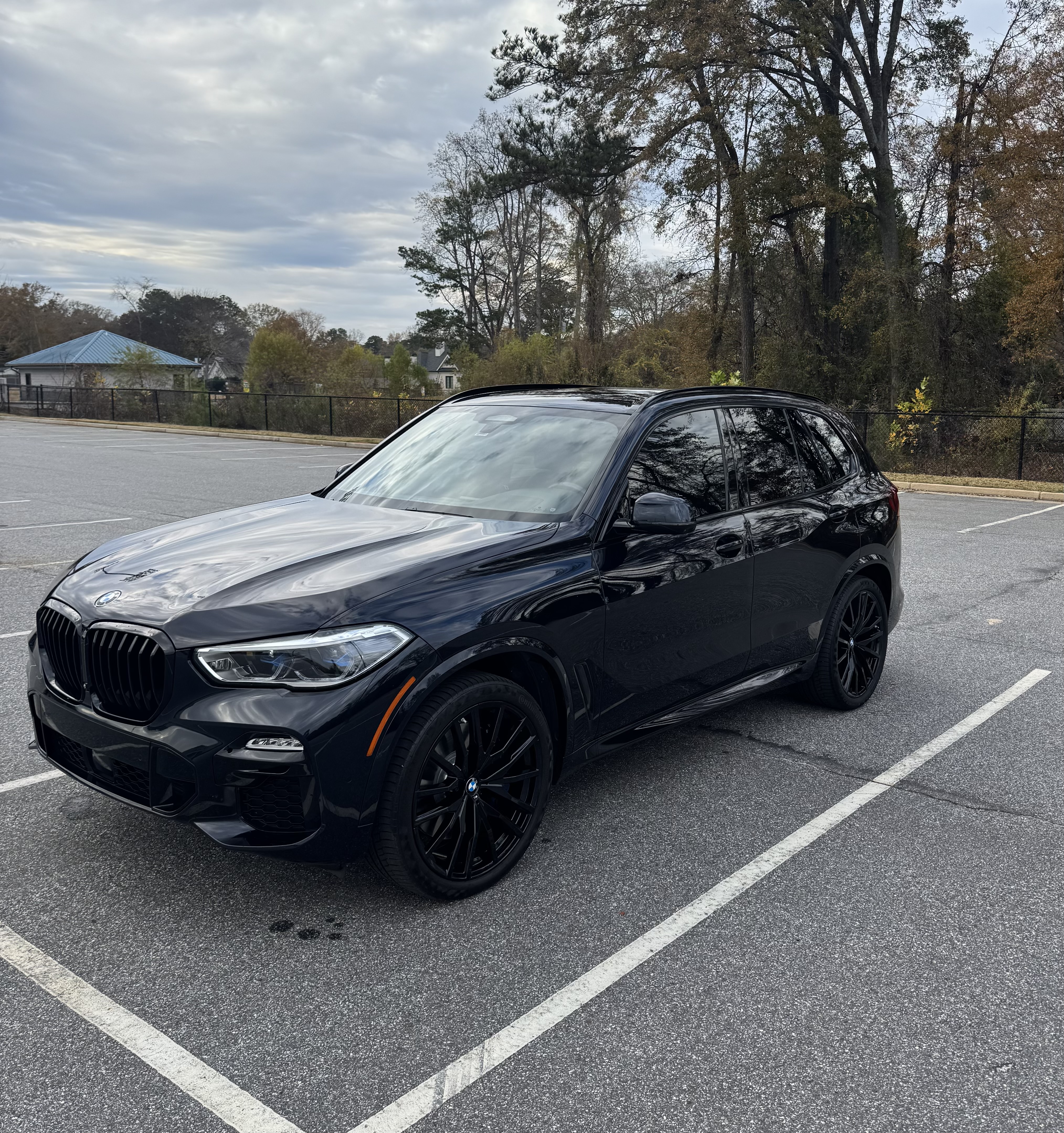 Used 2020 BMW X5 M50i w/ Executive Package AWD/4WD image 1