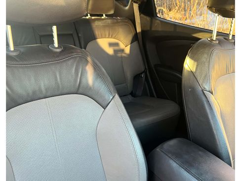 Used 2013 Hyundai Tucson Limited w/ Premium Pkg image 6