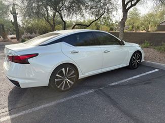 Used 2019 Nissan Altima 2.5 Platinum FWD video 1