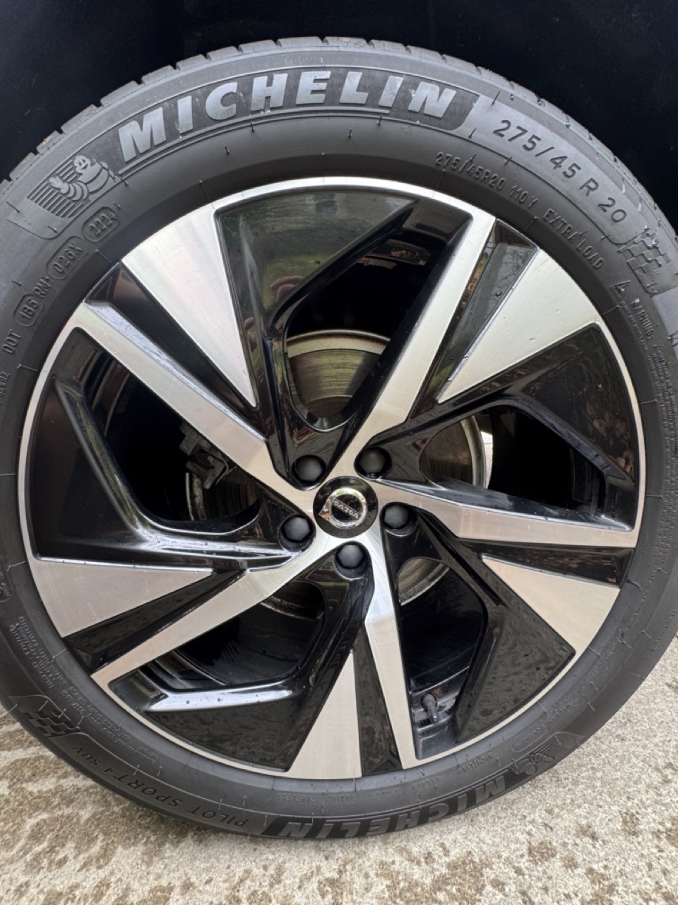 Used 2020 Volvo XC90 T6 R-Design w/ Advanced Package AWD/4WD image 19