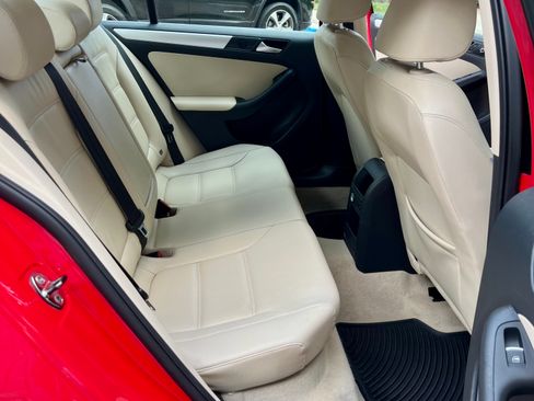 Used 2013 Volkswagen Jetta SE image 13