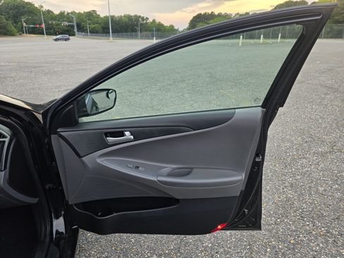 Used 2013 Hyundai Sonata GLS FWD image 10